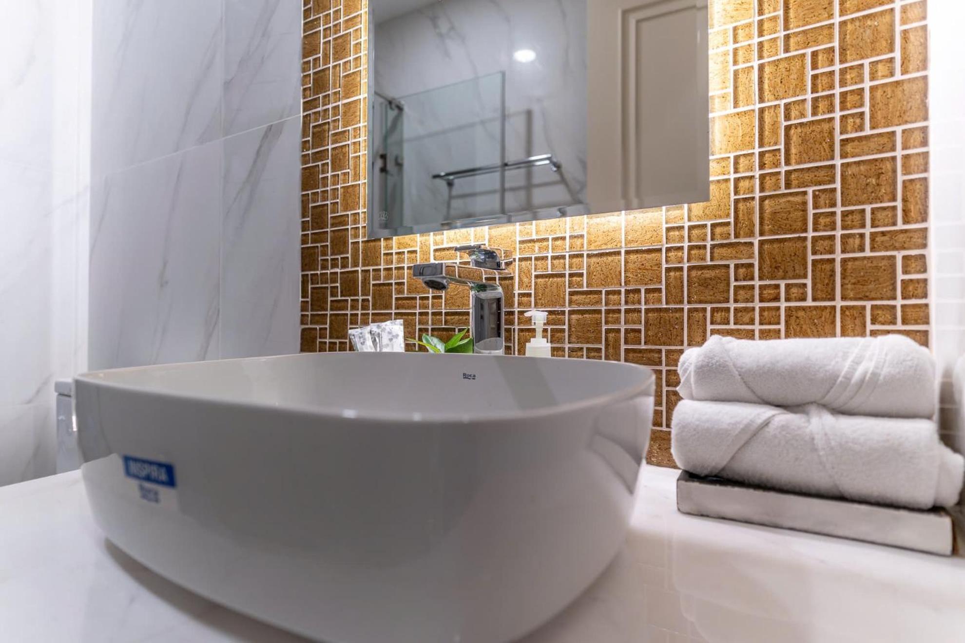 De Lux Madison 2 Bedrooms 2 Baths, Pool Gym Appartement *