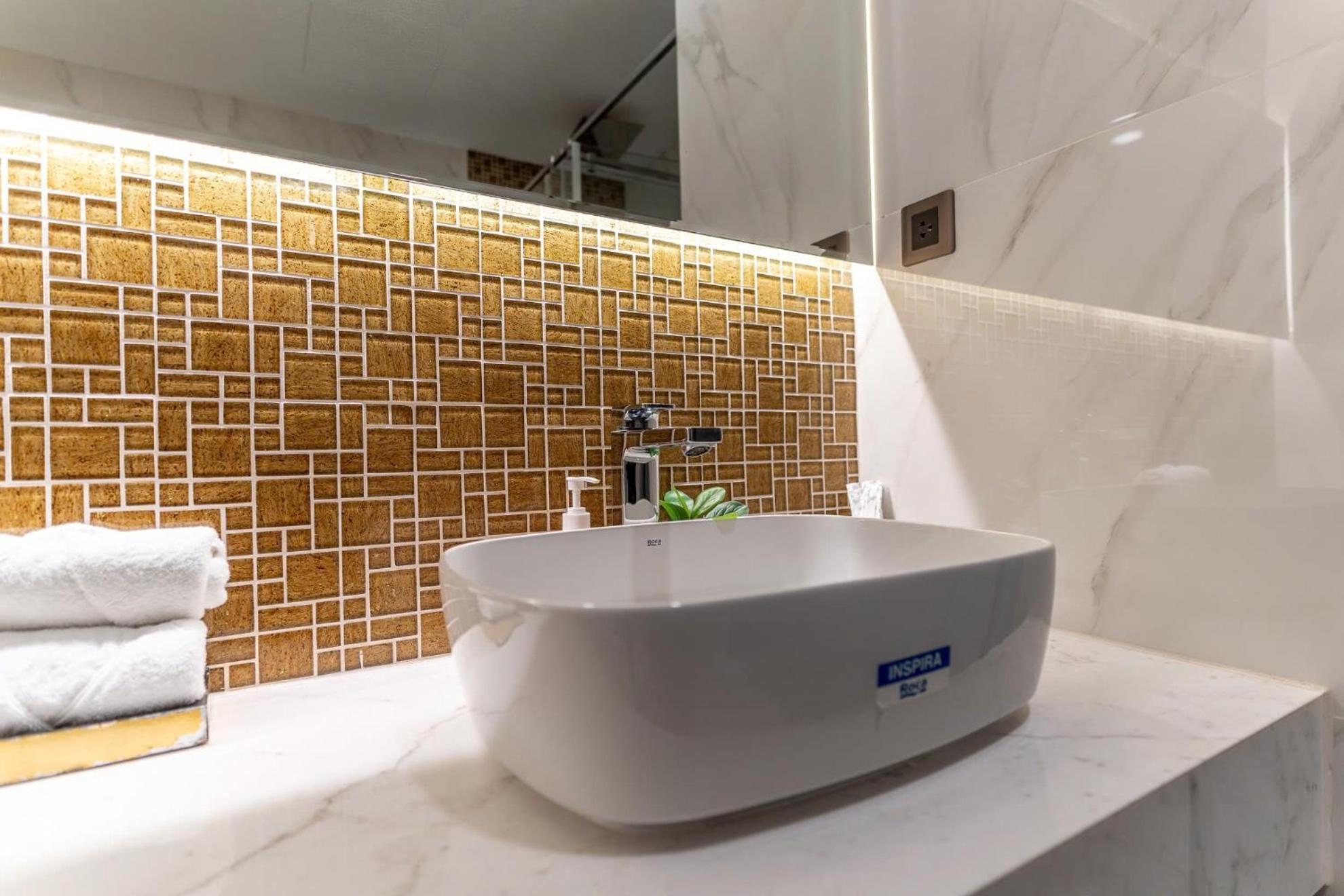 De Lux Madison 2 Bedrooms 2 Baths, Pool Gym Hô Chi Minh-Ville