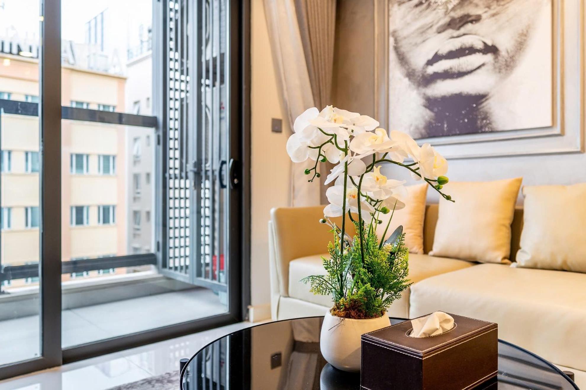 Appartement De Lux Madison 2 Bedrooms 2 Baths, Pool Gym