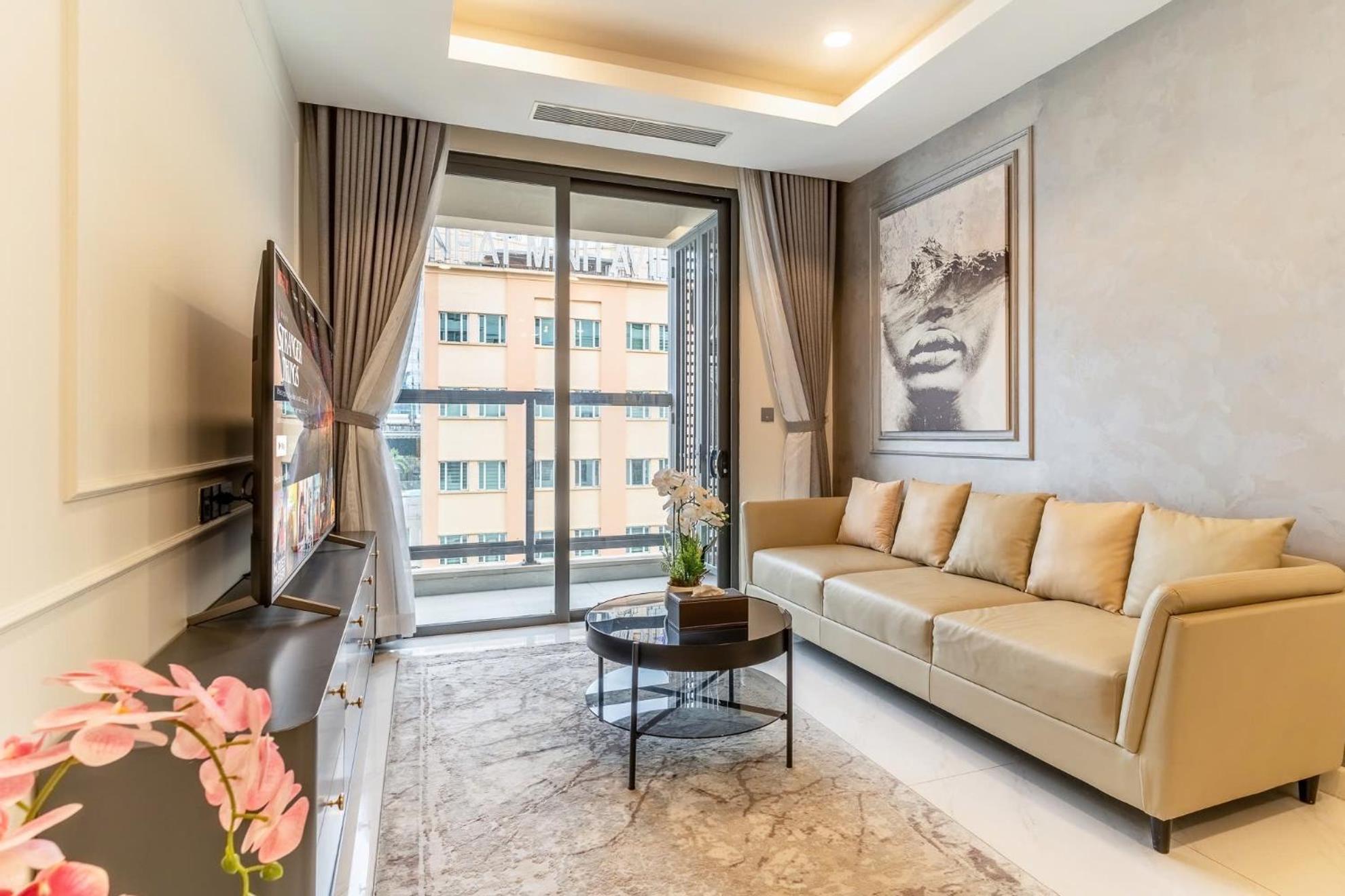 Appartement De Lux Madison 2 Bedrooms 2 Baths, Pool Gym